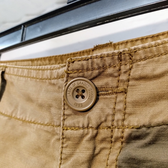 L.O.G.G. H&M Sz 6 Khaki Cargo Cuffed Shorts - Picture 4 of 9